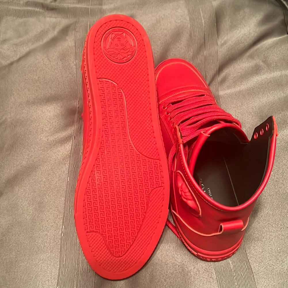 Never worn! Versace Men Shoes